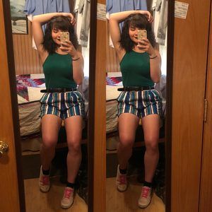 Meet your Posher, Victoria